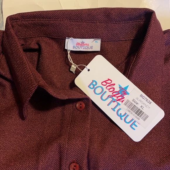 Bloggers Boutique Beaded Pocket Button-Up Top - Picture 5 of 5